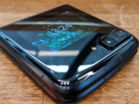 摩托罗拉Razr和GalaxyZFlip5终于可以在今年获得大封面展示