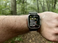 分析师称AppleWatchUltra将于2025年配备microLED显示屏