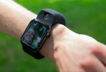 Facebook将带来智能眼镜和带显示屏的新型智能手表打字将是虚拟的