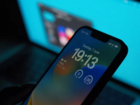 iOS17泄漏揭示了更大的新锁屏变化和AppleMusic大修