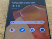OnePlusVFold是下一款值得您关注的可折叠手机