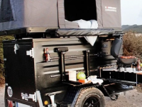 VanMeBobo是一款具有越野能力的模块化露营拖车适合任何冒险
