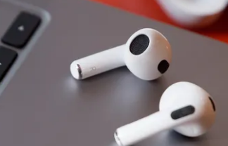 苹果未来 AirPods 路线图刚刚泄露重大变化即将到来