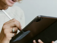Nomad的新款iPad保护套带回了皮革触感
